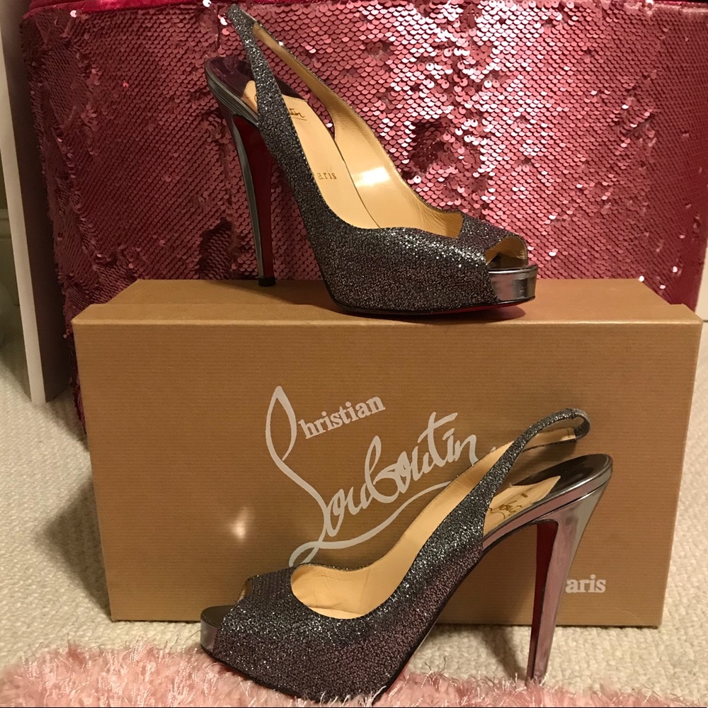 🌸OFFERS?🌸 Lady Glitter/Specchio Heel Louboutins